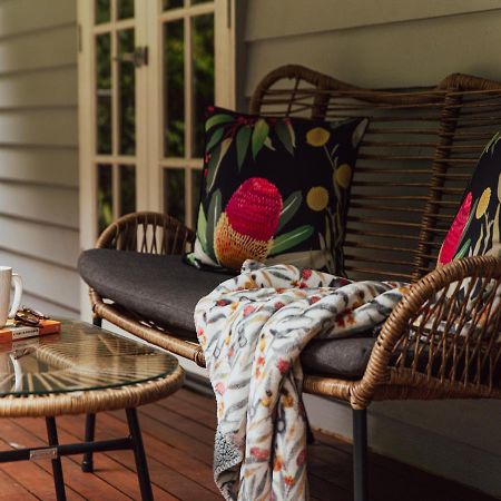 Romantic Cottage, Tamborine Mountain ภายนอก รูปภาพ